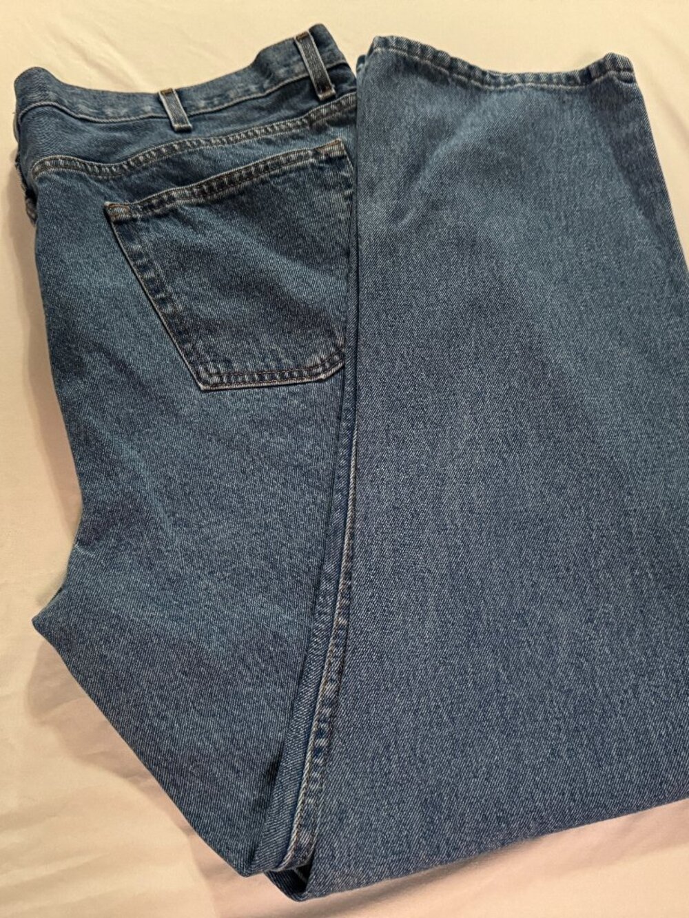 George jeans relax fit men's 44X32 blue 100% cotton. good condition